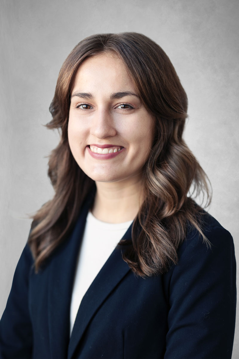 Emily M. Snively headshot.