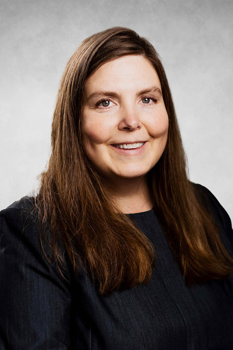 Julie H. Helter headshot