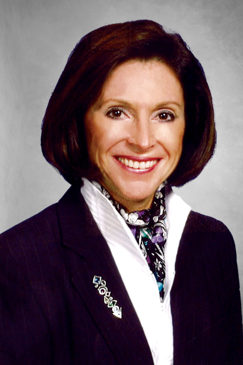 Lynda Roesch Headshot