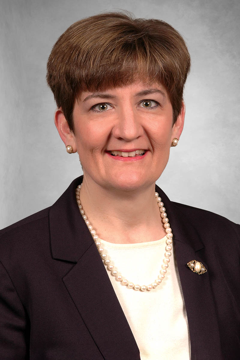 M. Gabrielle Hils Headshot