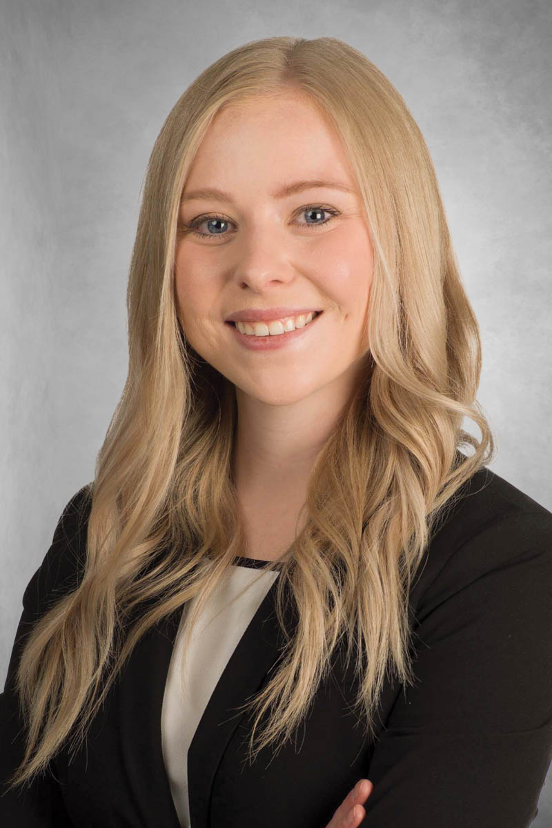 Paige Thomas Headshot