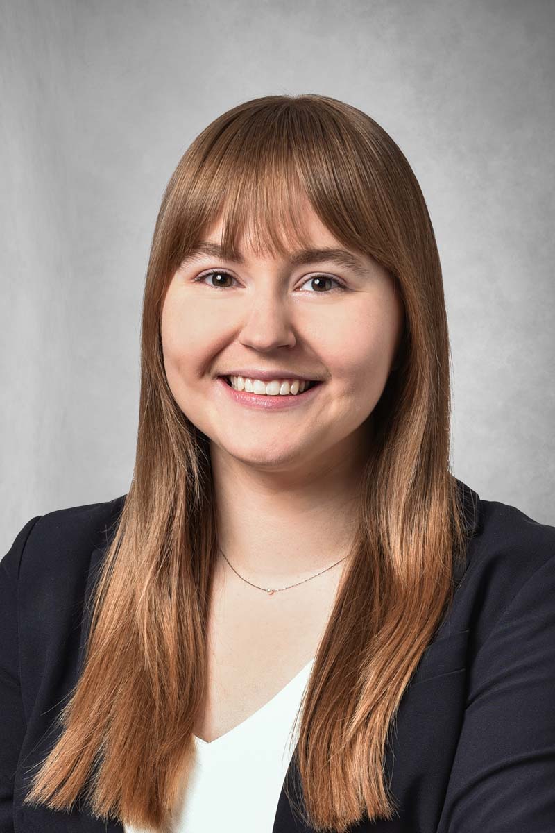 Rebecca Murray Headshot