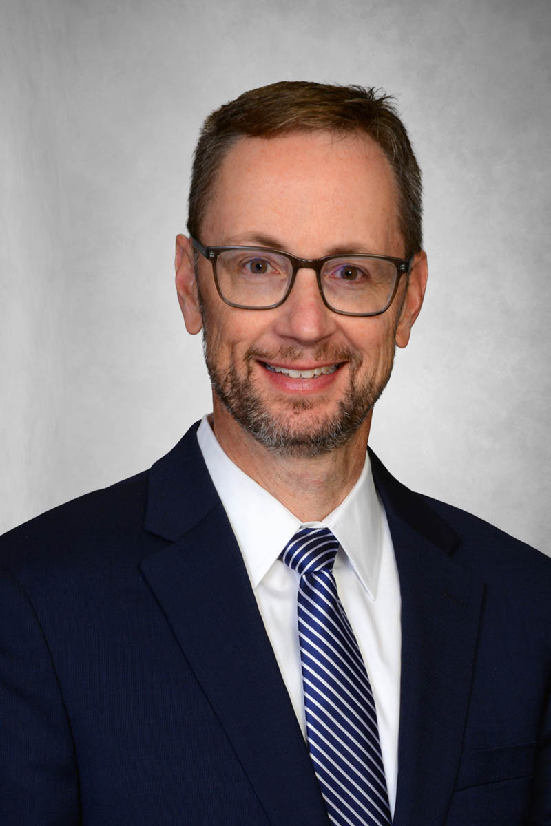 Robert Eihenberger Headshot