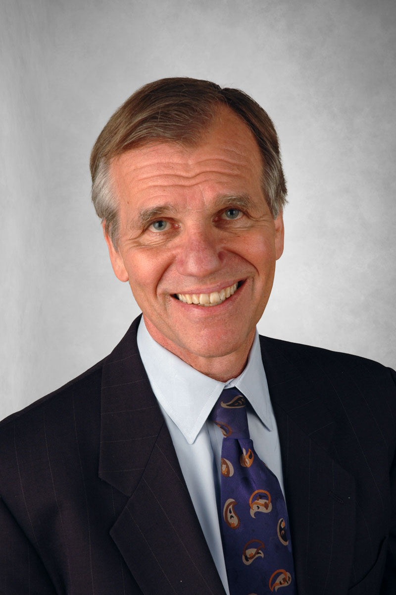 Robert Olson Headshot