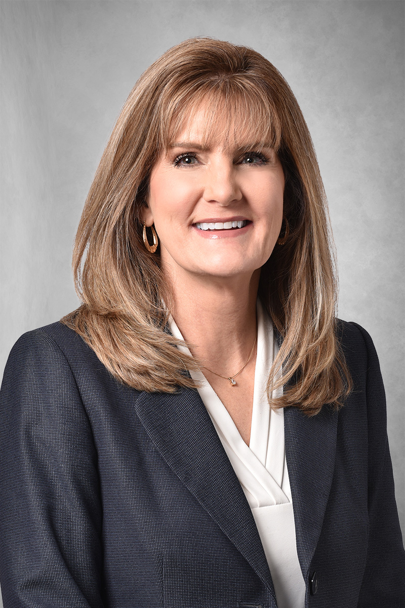 Jennifer Deal Headshot