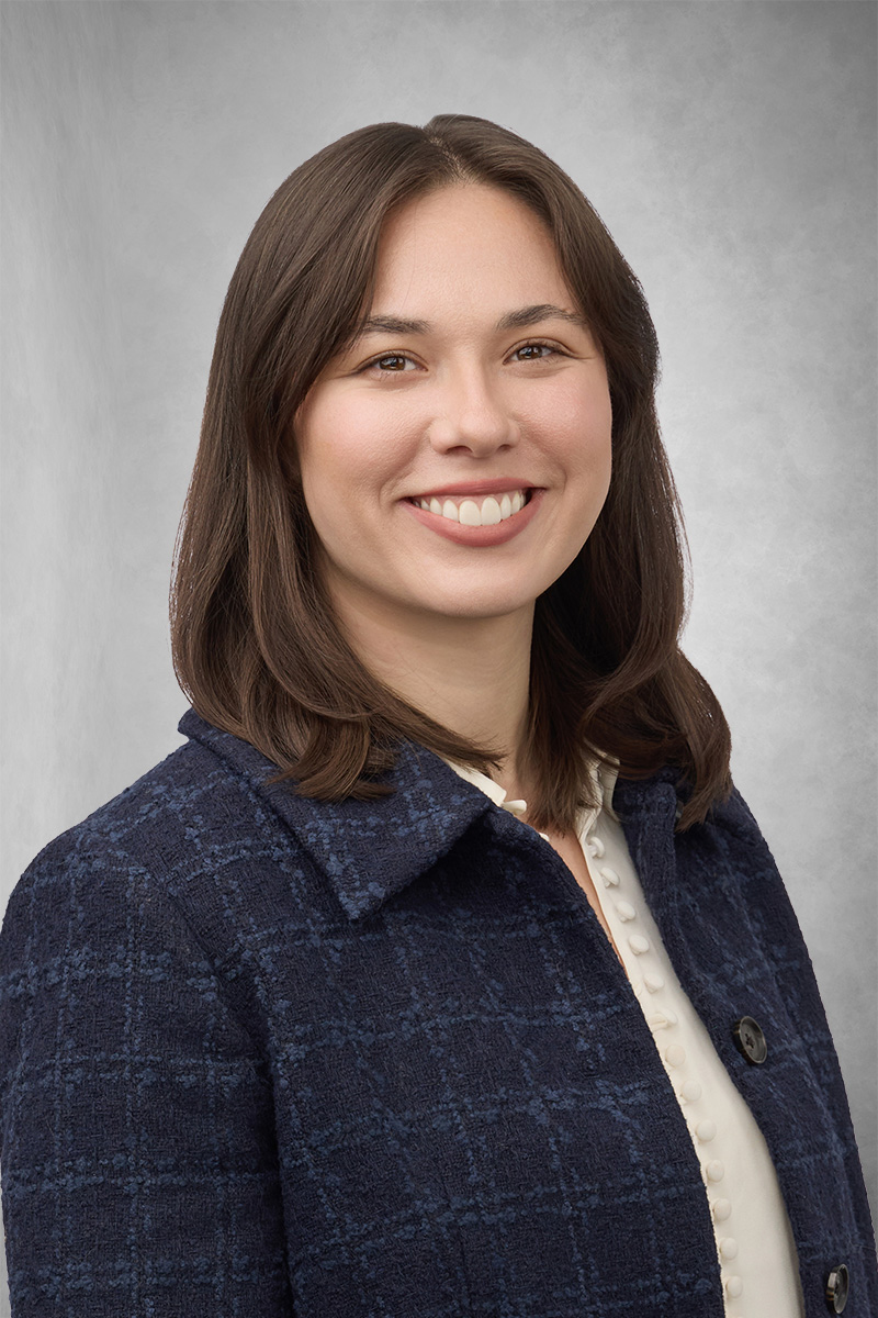 Dani Scudder Headshot